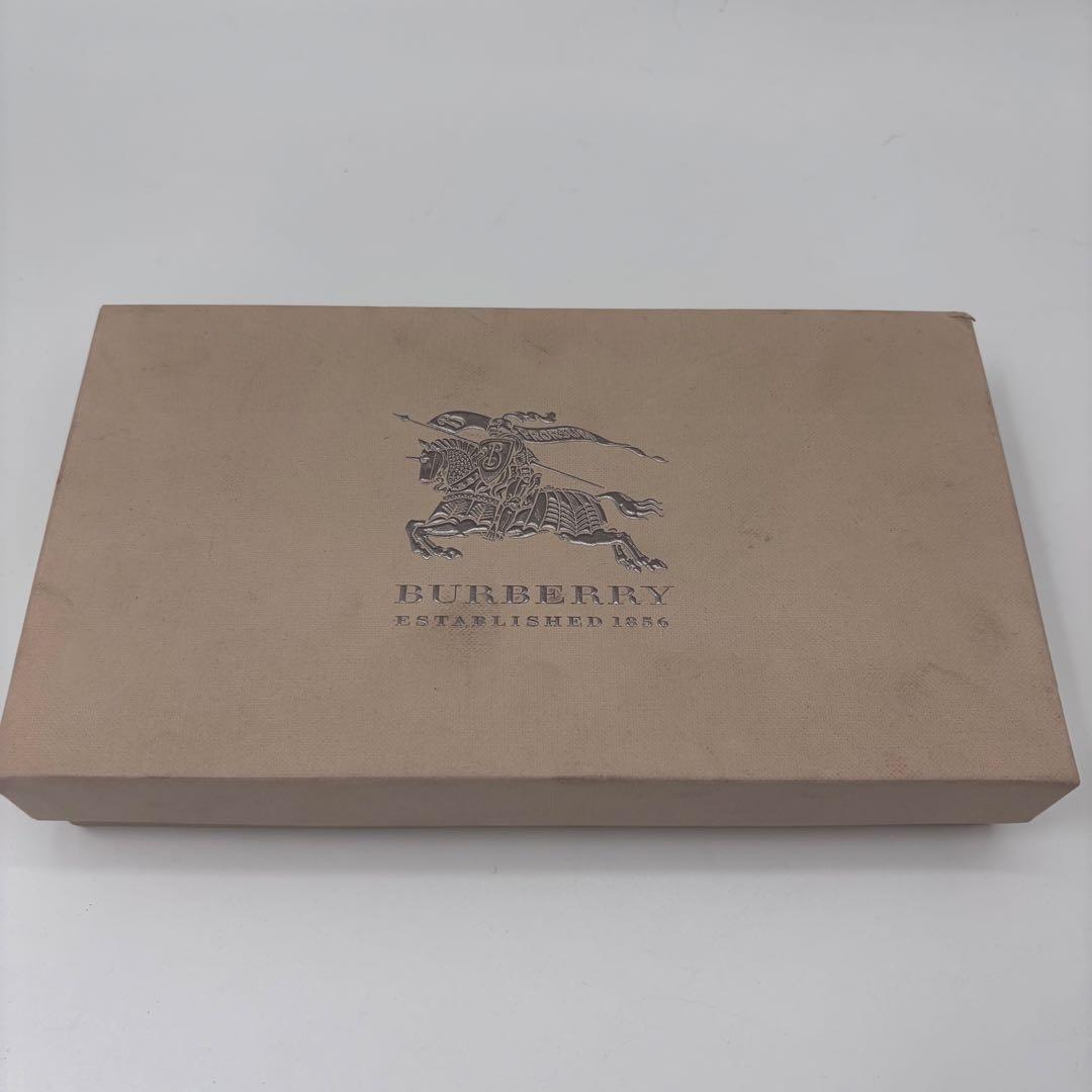 美品 バーバリー レザー長財布 グレージュ ノバチェック 二つ折り 箱付