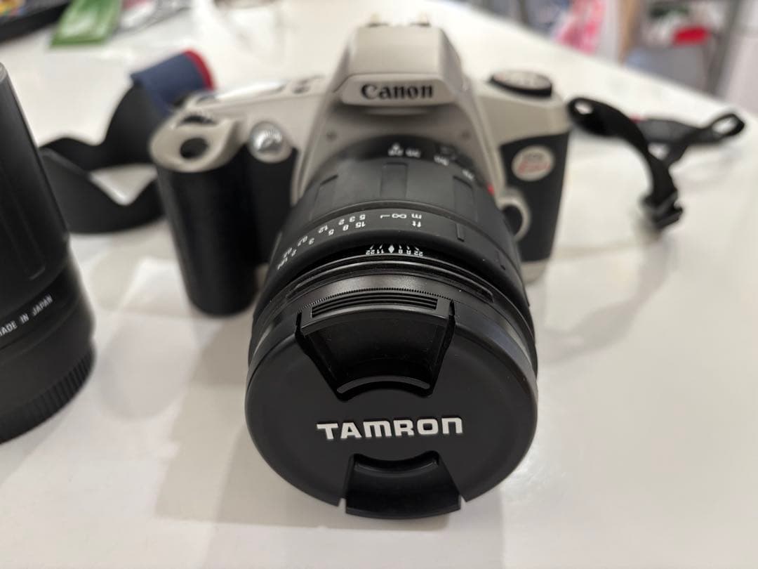 Canon EOS Kiss Tamronレンズ付き