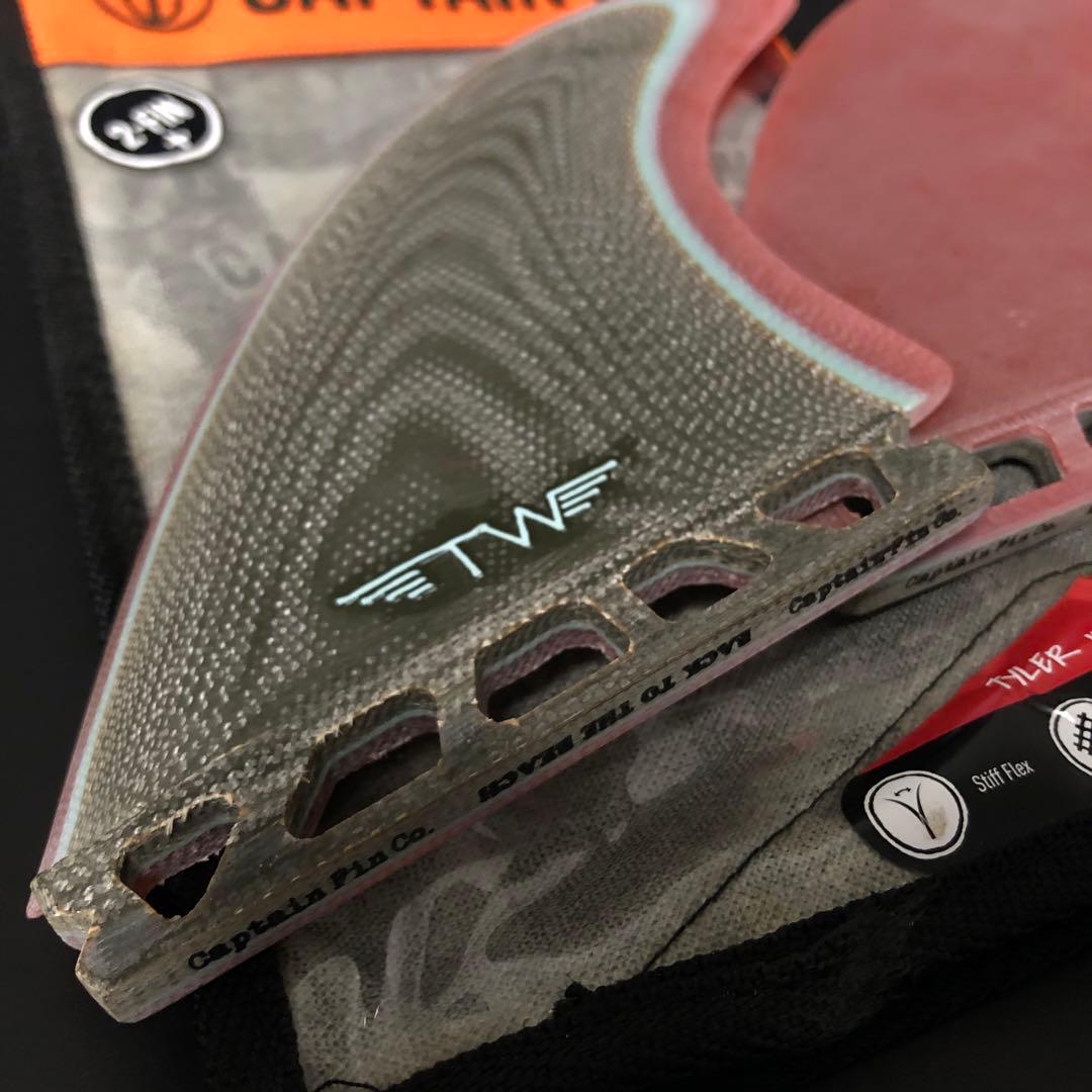 キャプテンフィン タイラーウォーレン ツインフィン 2＋1 フューチャーフィン