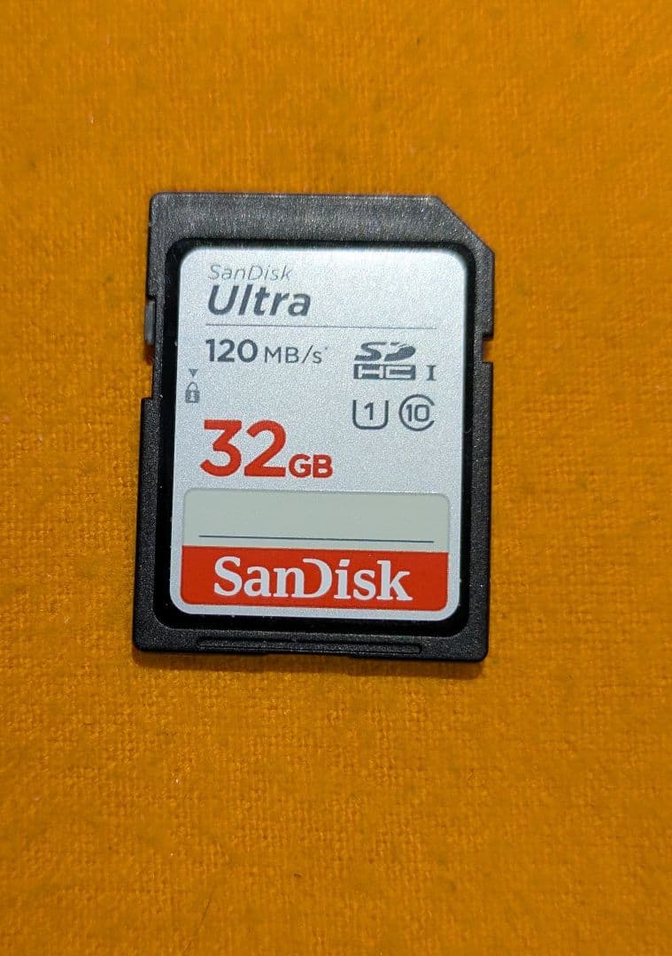 Nikon　D3200＋レンズ　　　　　　　　　　ショット数1,440回