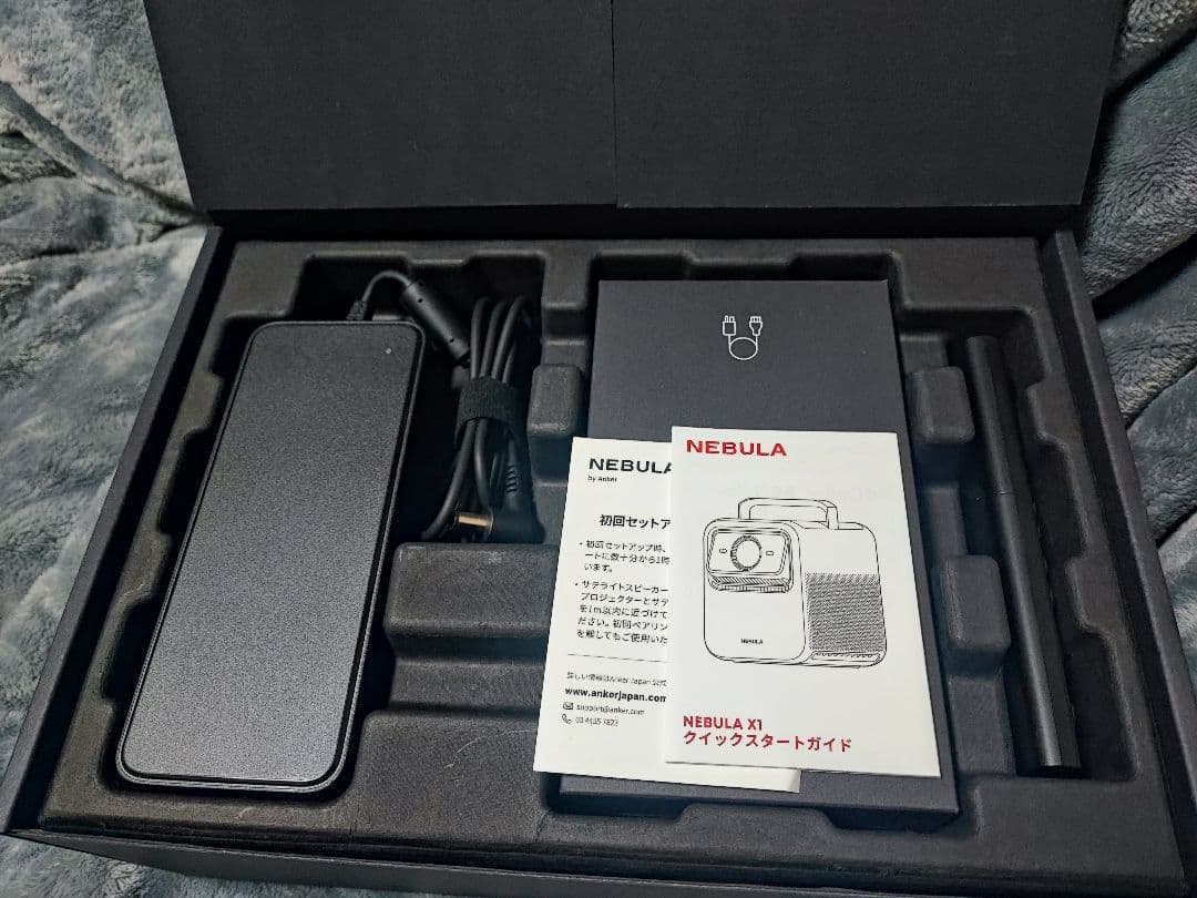 早い者勝ち　Anker Nebula X1 & 専用サテライトスピーカー セット