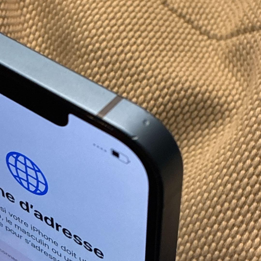 Apple iPhone13 本体