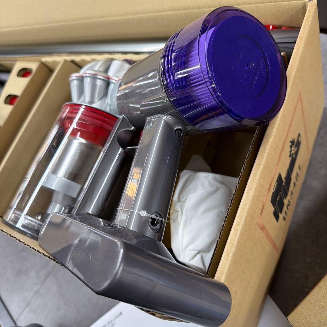 dyson V8 Origin SV25 RD2 コードレス掃除機　未使用品