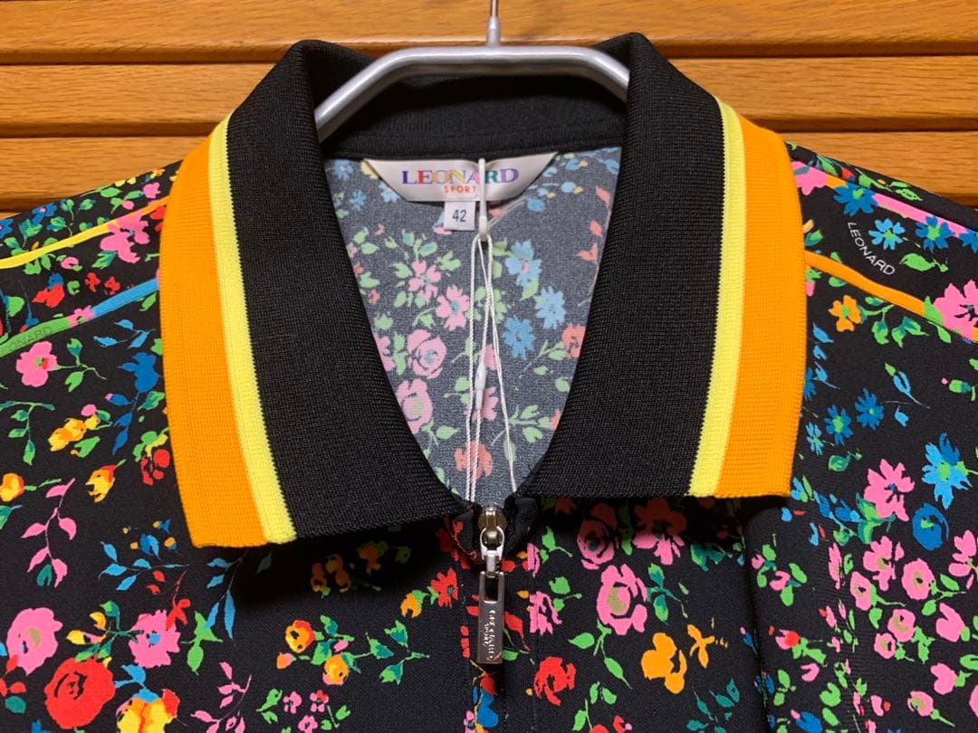 新品保管品LEONARDレオナールスポーツブラック小花柄半袖ポロシャツゴルフにも