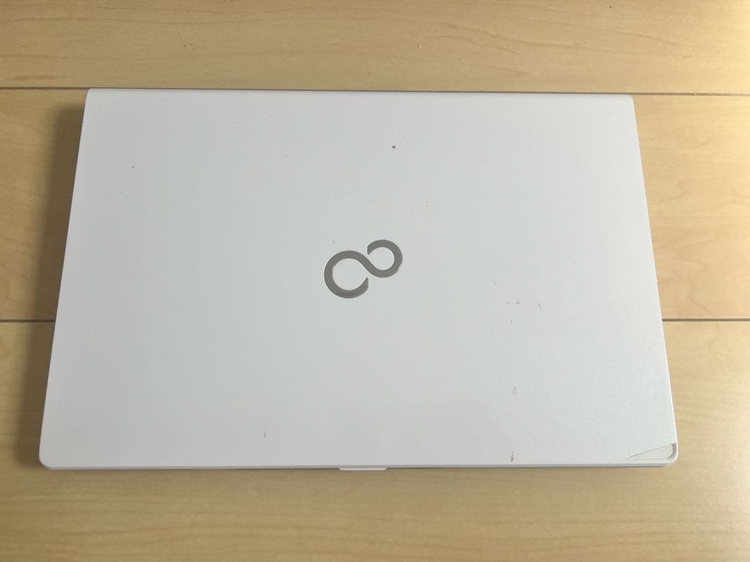 富士通 FMV SH75/W Core i5 高速SSD Windows11