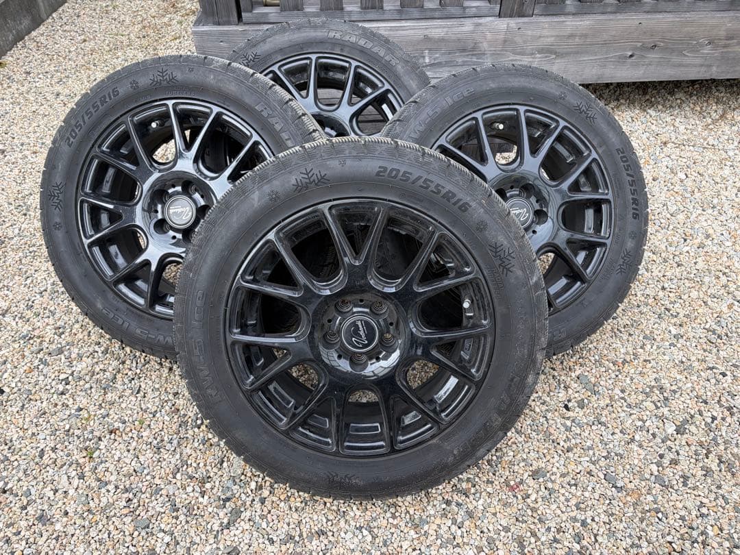 r*a様 205/55R16 ブラックホイールセット ウィンタータイヤ　スタット