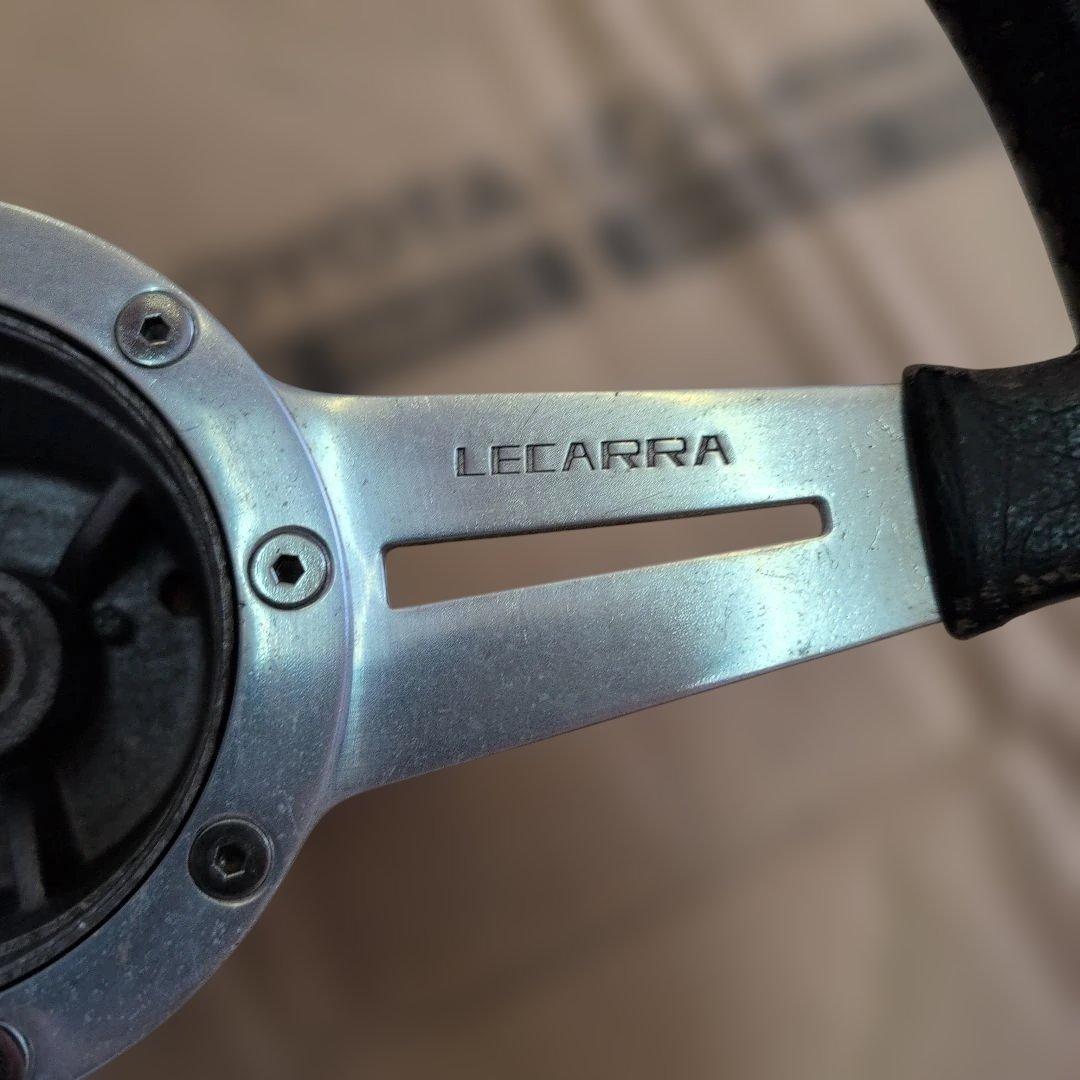 LECARRA ステアリング 3本スポーク ブラック/シルバー