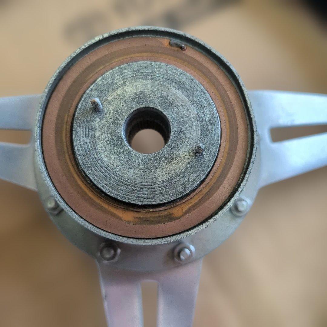 LECARRA ステアリング 3本スポーク ブラック/シルバー