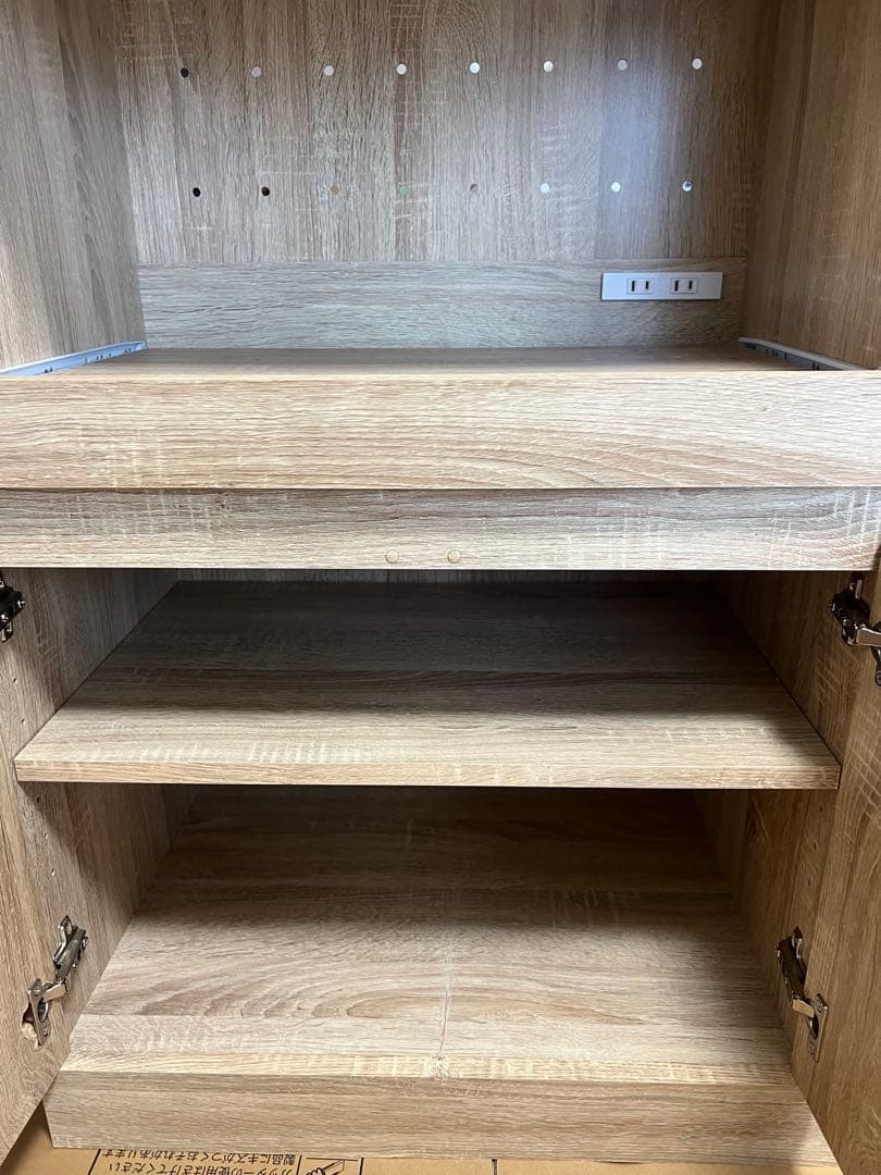 【最終値下げ】LOWYA 食器棚