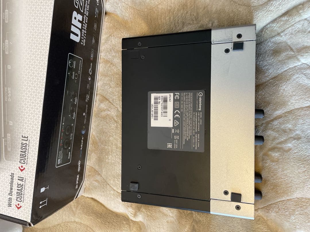 Steinberg UR242 オーディオインターフェース