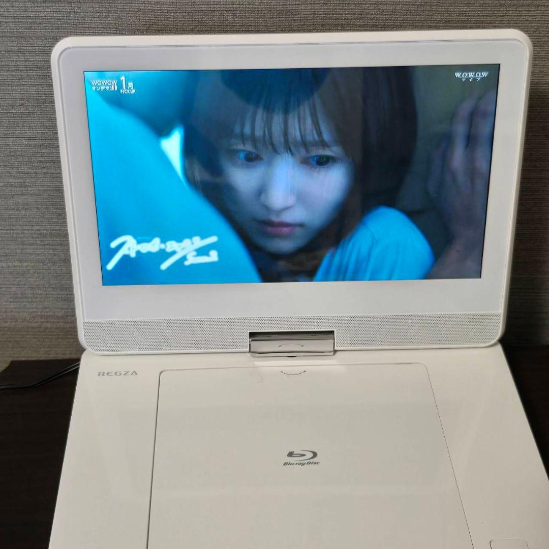 ヨシ本日限定値下げTOSHIBA REGZA レグザポータブルプレーヤー