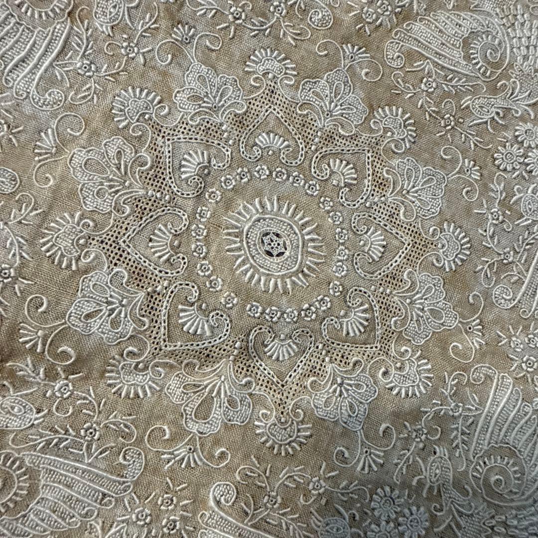 スワトー　汕頭　ハンカチ　手刺繍　刺繍　タオル　ホワイト