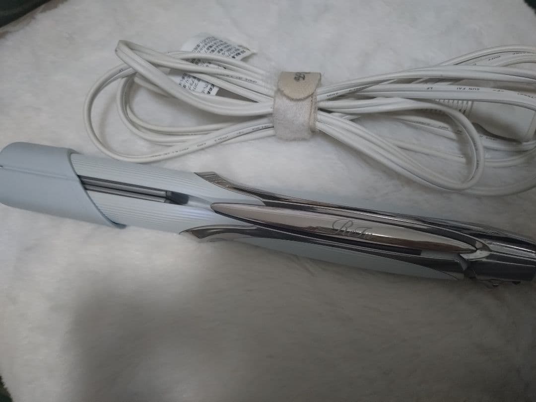 ReFa ストレートアイロン 白