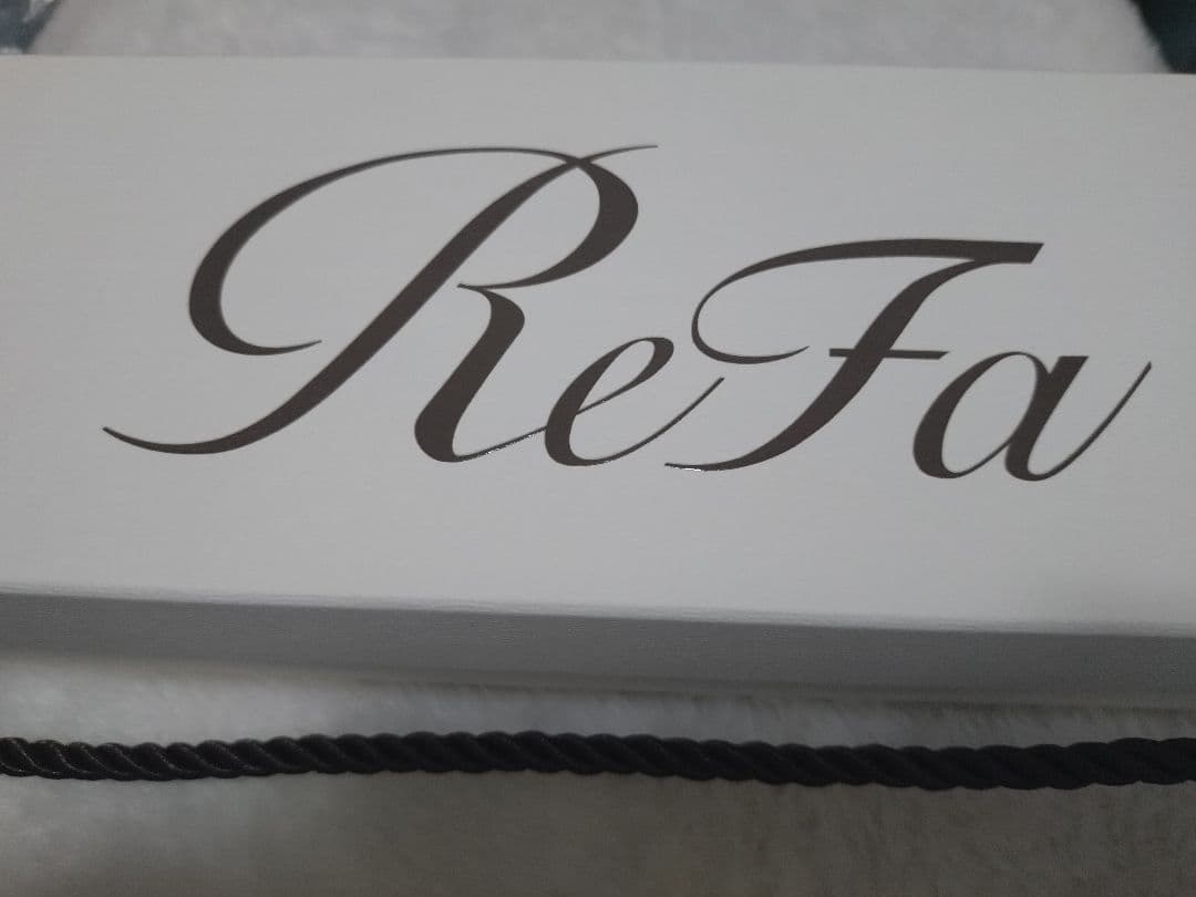 ReFa ストレートアイロン 白
