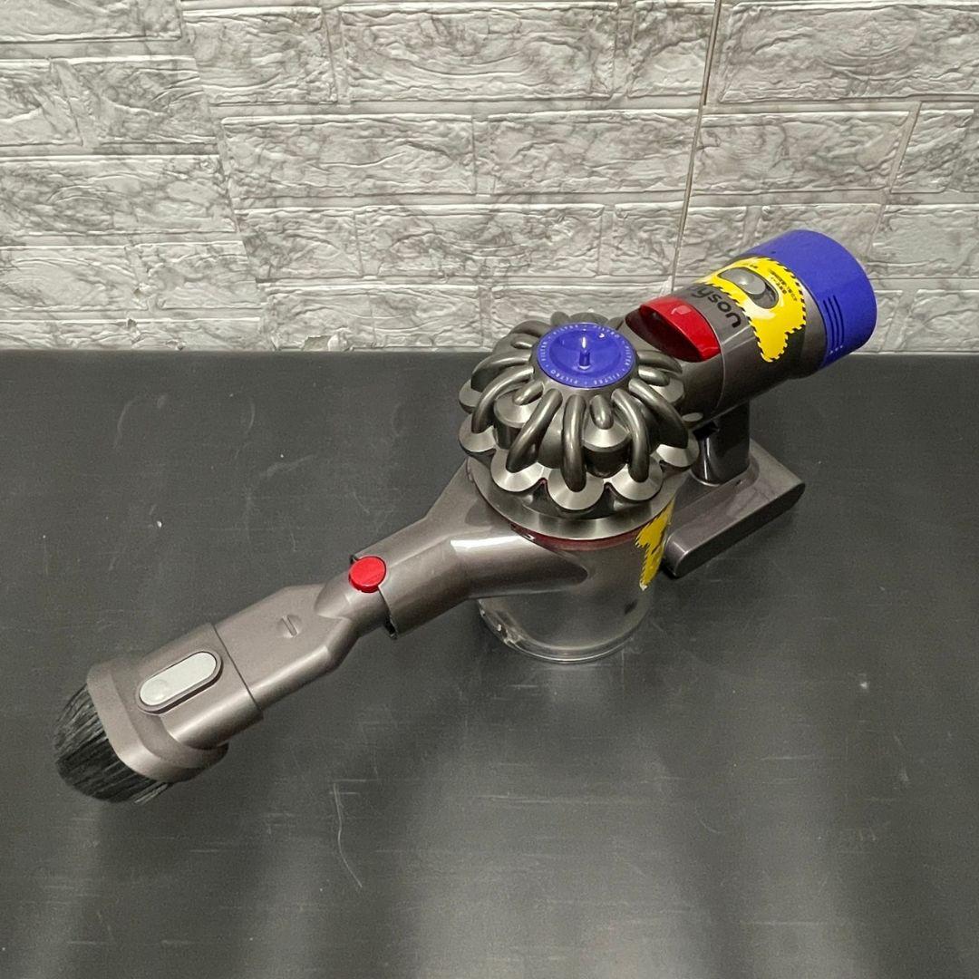 642Dyson V7 コードレススティッククリーナー fluffy 送料無料