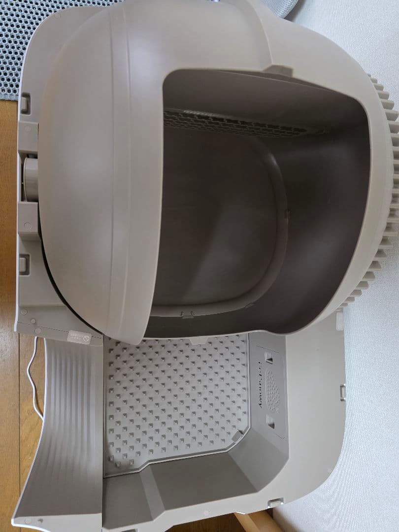 ペットスノーイー「猫用自動トイレ」 ブラウンPREMIUM消臭