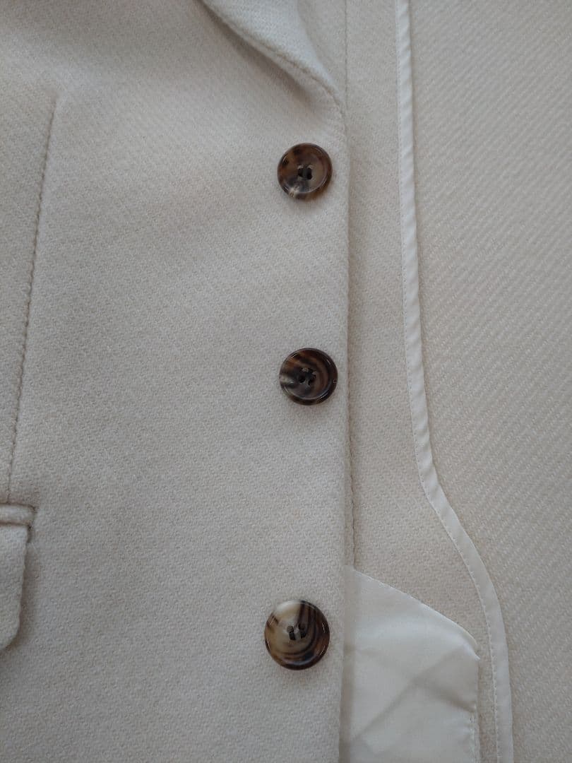 madisonblue マディソンブルー　ホワイト　コンパクトジャケット