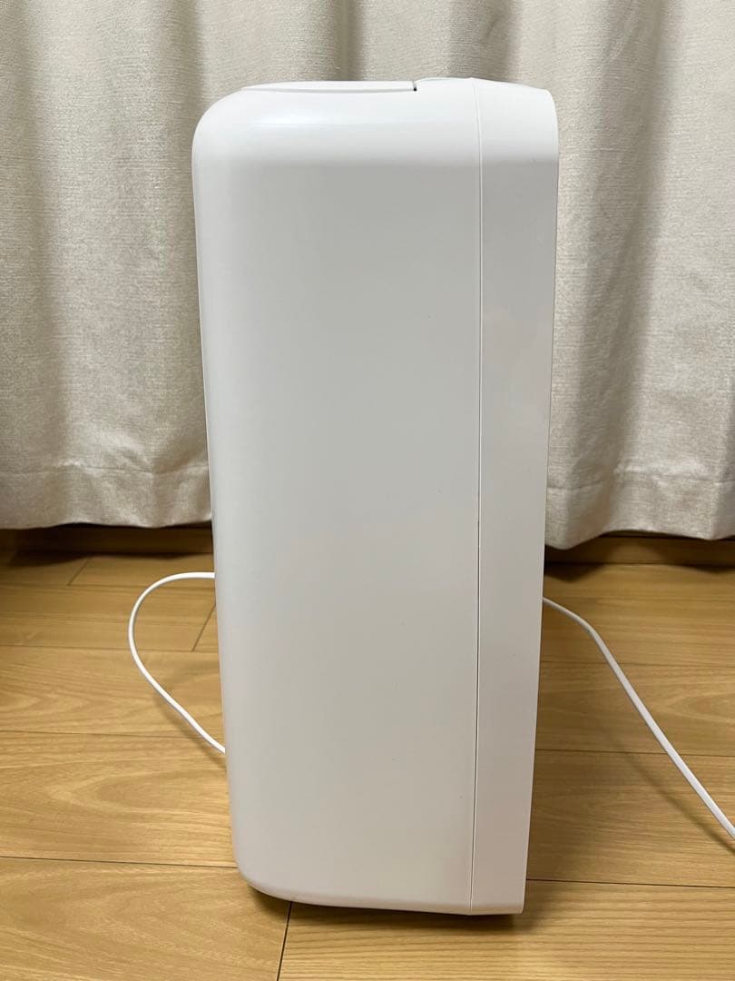 美品2025年製 SHARP 衣類乾燥 除湿機 CV-T71-W