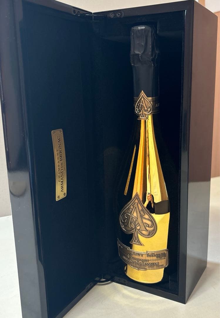 【未開封】アルマンド ゴールド 箱付き　シャンパン　750ml