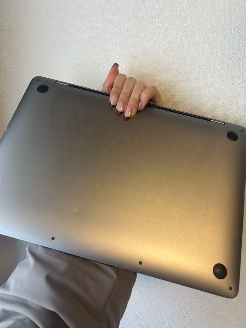 MacBook Pro 13インチ【2025.12バッテリー交換済み】