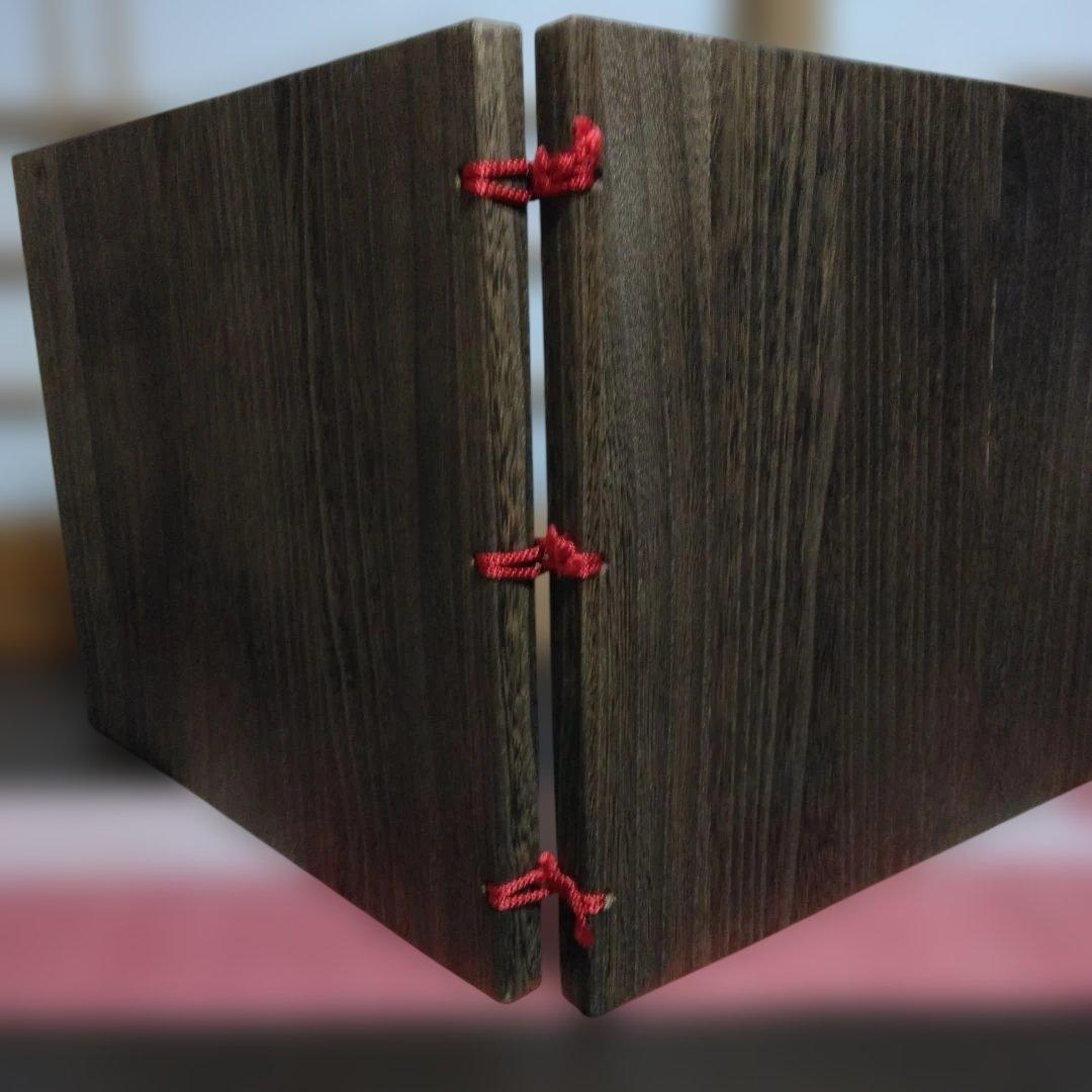 宝尽くしの桐屏風　押絵