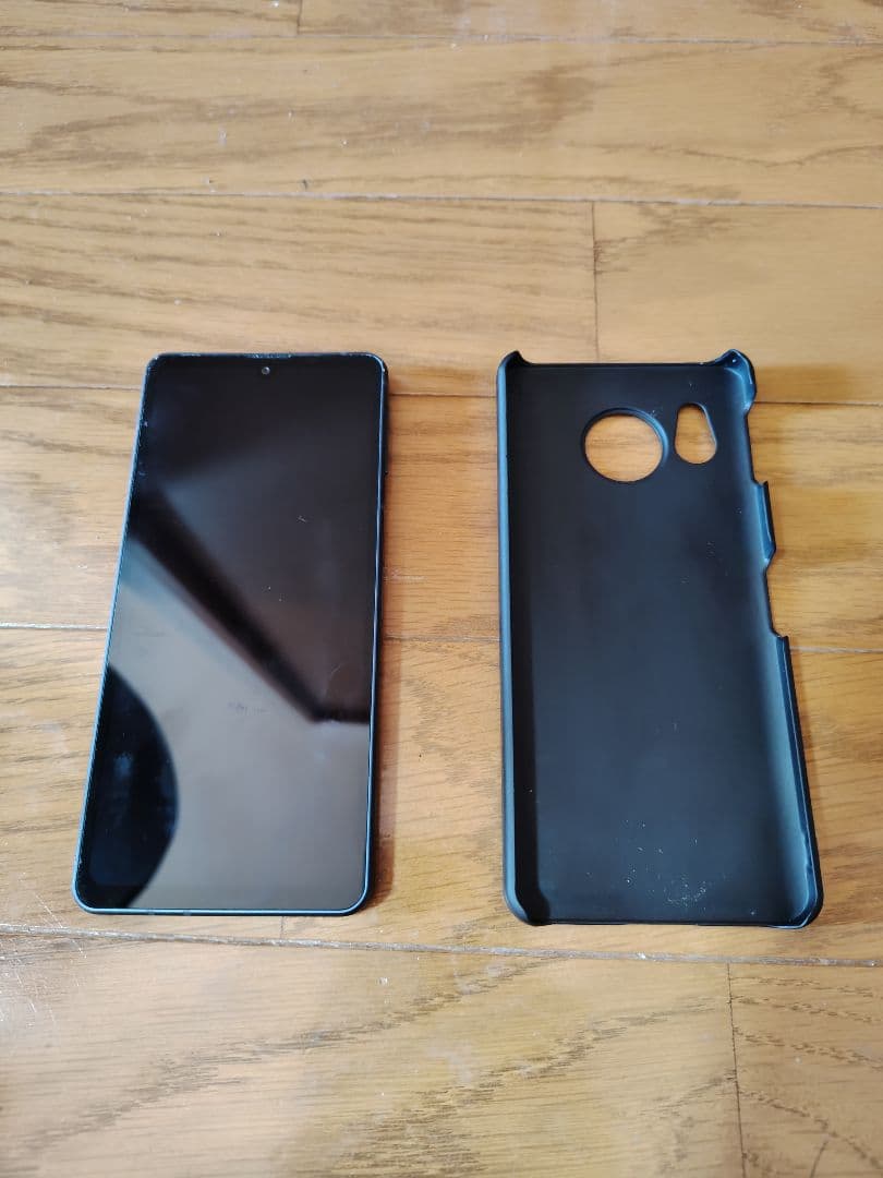 AQUOS sense8 コバルトブラック SH-M26 本体 グレーケース付き