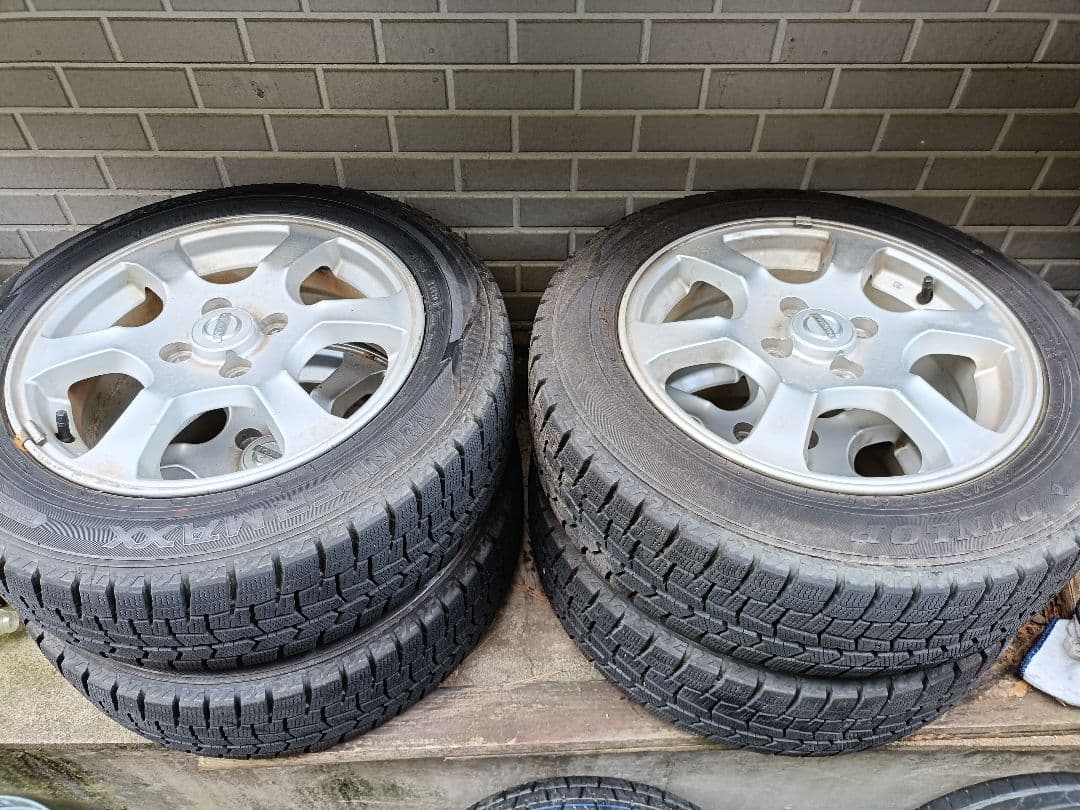 DUNLOP スタッド 175/65R15 日産純正アルミ付き4本　手渡し可