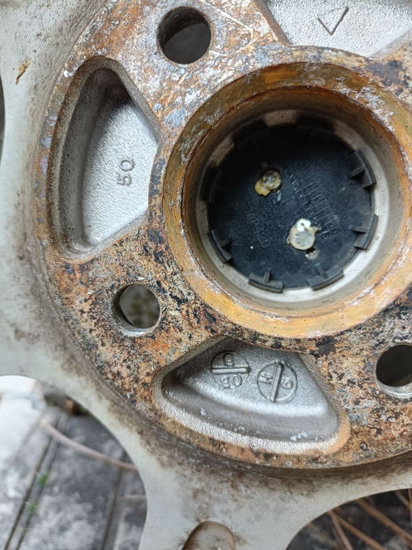 DUNLOP スタッド 175/65R15 日産純正アルミ付き4本　手渡し可