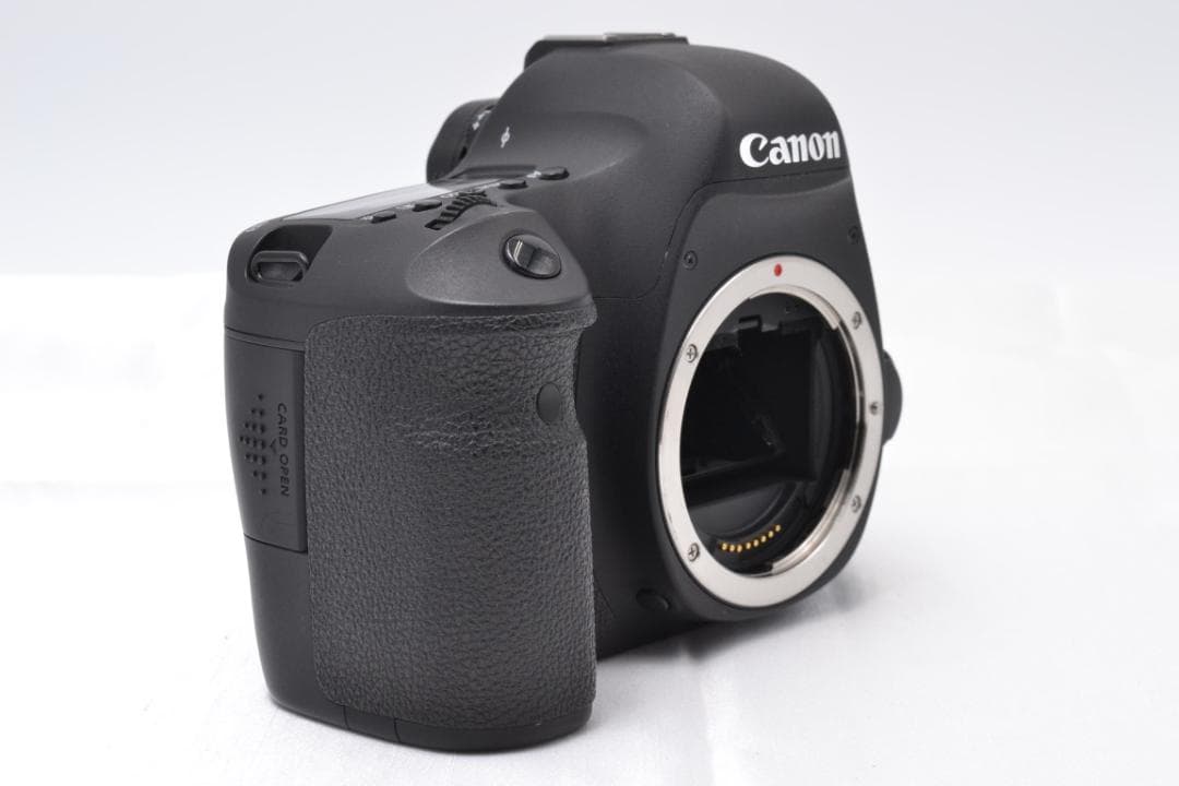 ■ 美品 ■ キャノン　Canon EOS 6D ボディ
