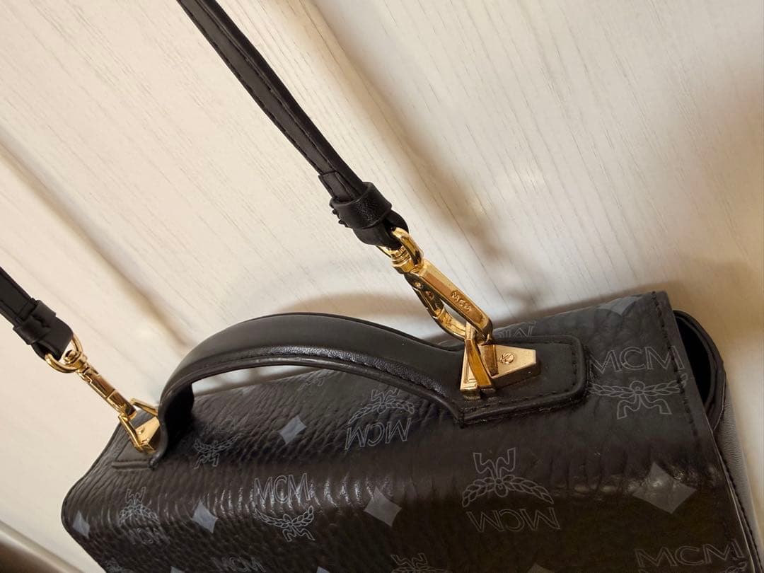 MCM ブラックレザーハンドバック2wayショルダーバッグ