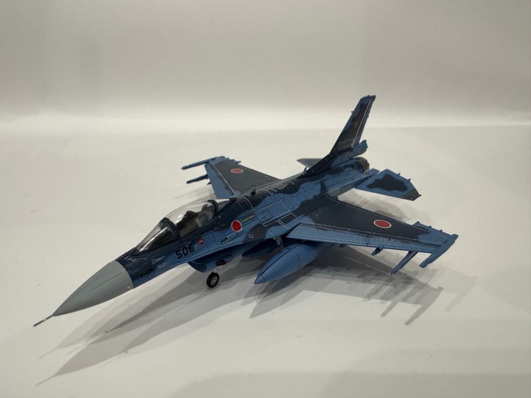 技mix 1/144 航空自衛隊 F-2A 第6飛行隊(築城基地) 完成品