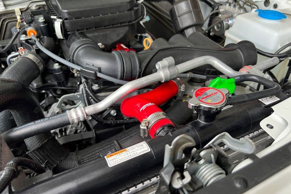 monster SPORT ジムニー JB64W ラジエーターホース 赤
