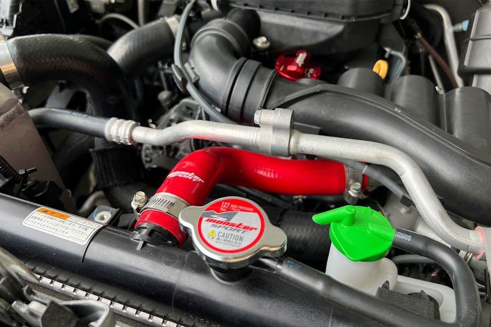 monster SPORT ジムニー JB64W ラジエーターホース 赤