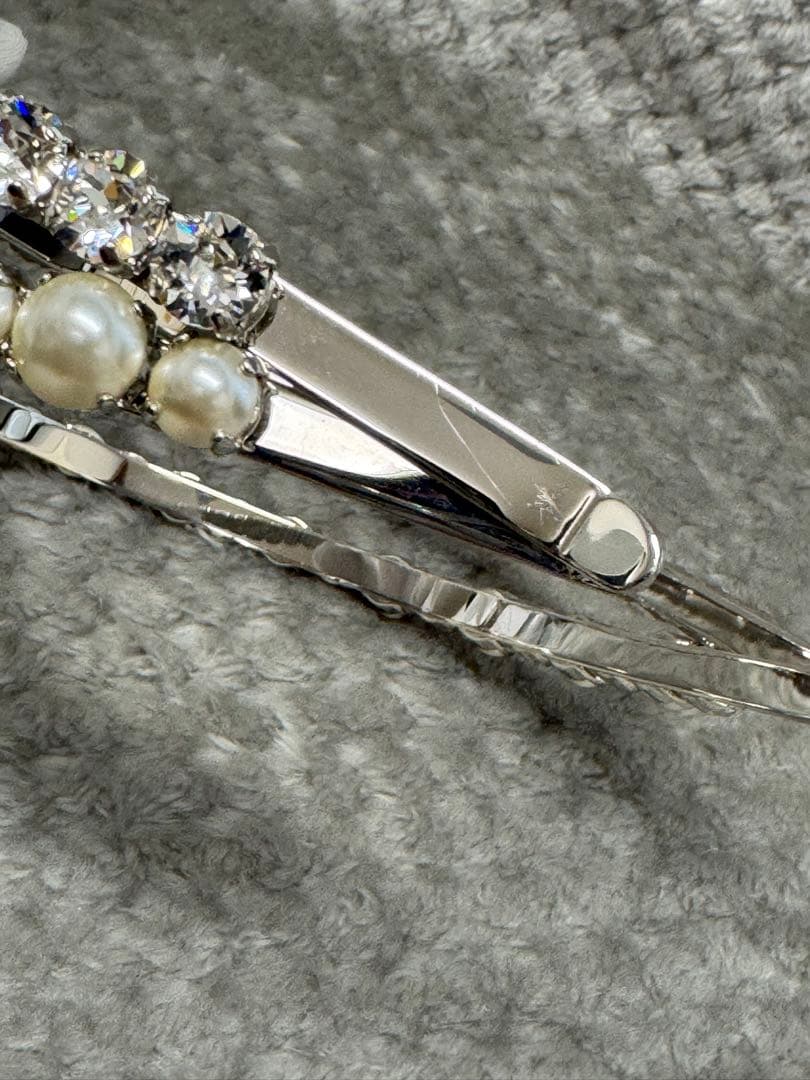 MIU MIU ミュウミュウ クリスタル&パール　カチューシャ