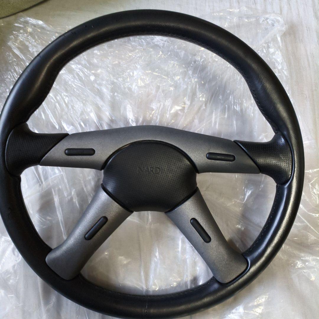 h*e様 ステアリングホイール 3本スポーク 黒/グレー