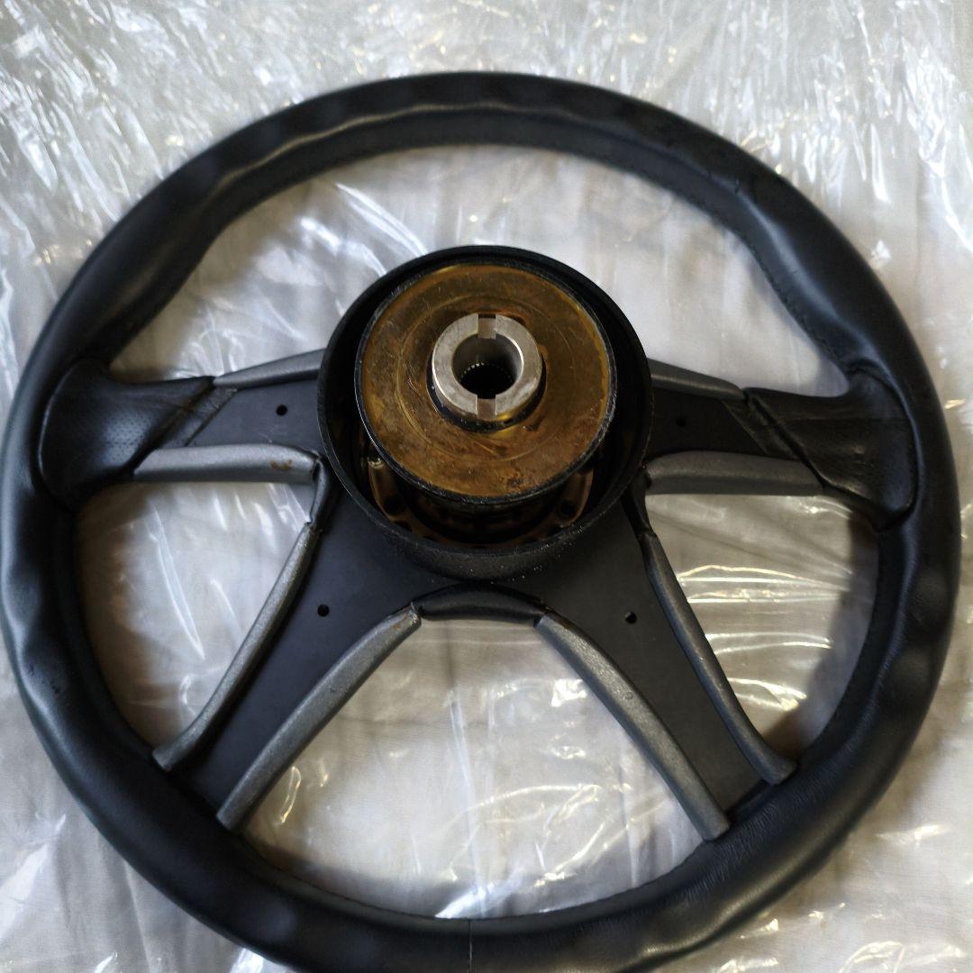 h*e様 ステアリングホイール 3本スポーク 黒/グレー