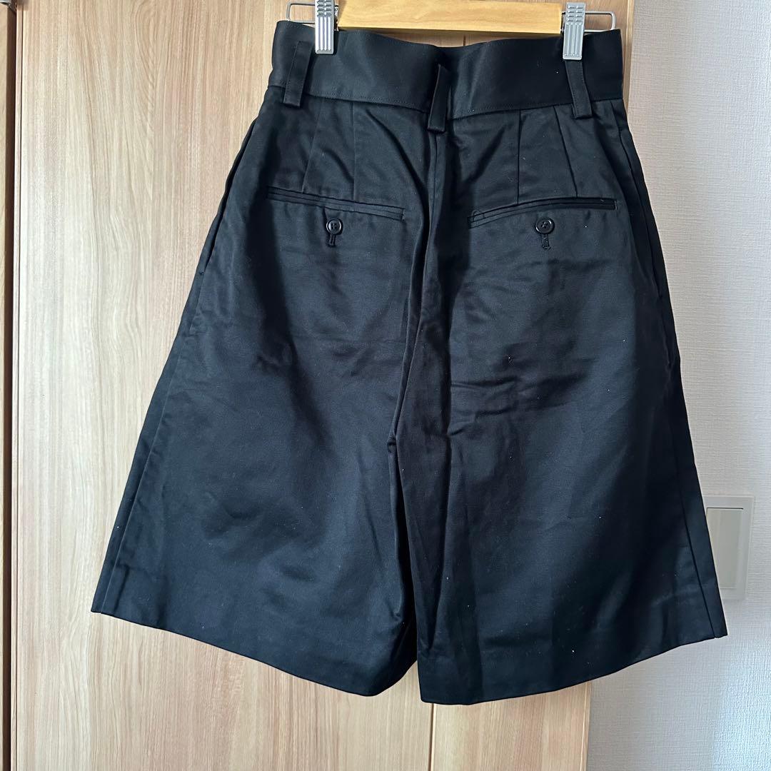 H beauty&youth ハーフパンツ ブラック