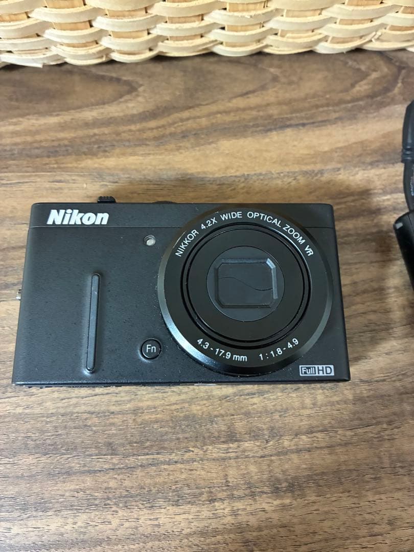 Nikon P310 動作確認済み　画面傷あり　現像には支障なし