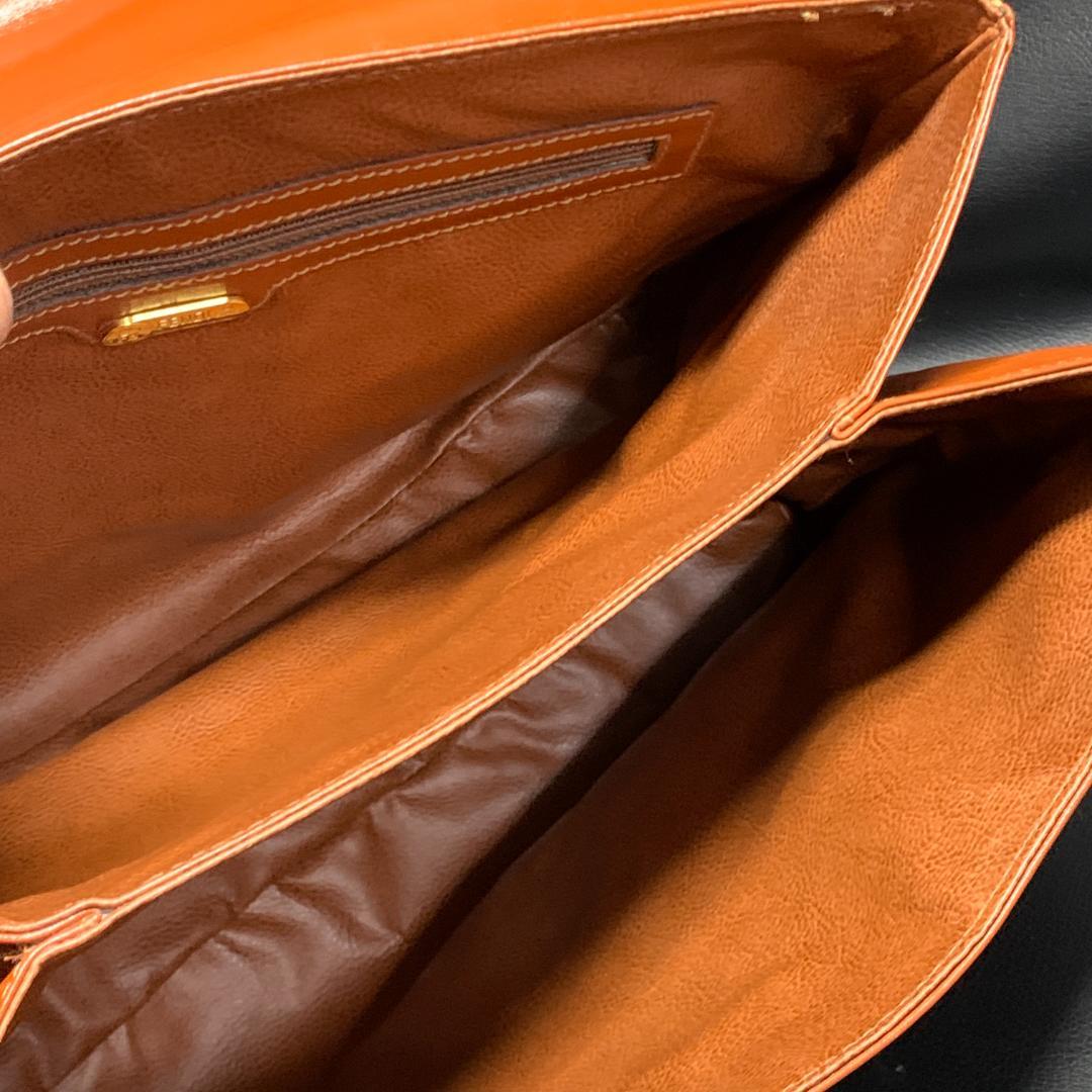 美品　FENDI ハンドバッグ　レディース