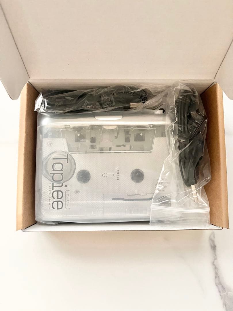 18TRIP エイトリ　カセットプレーヤー