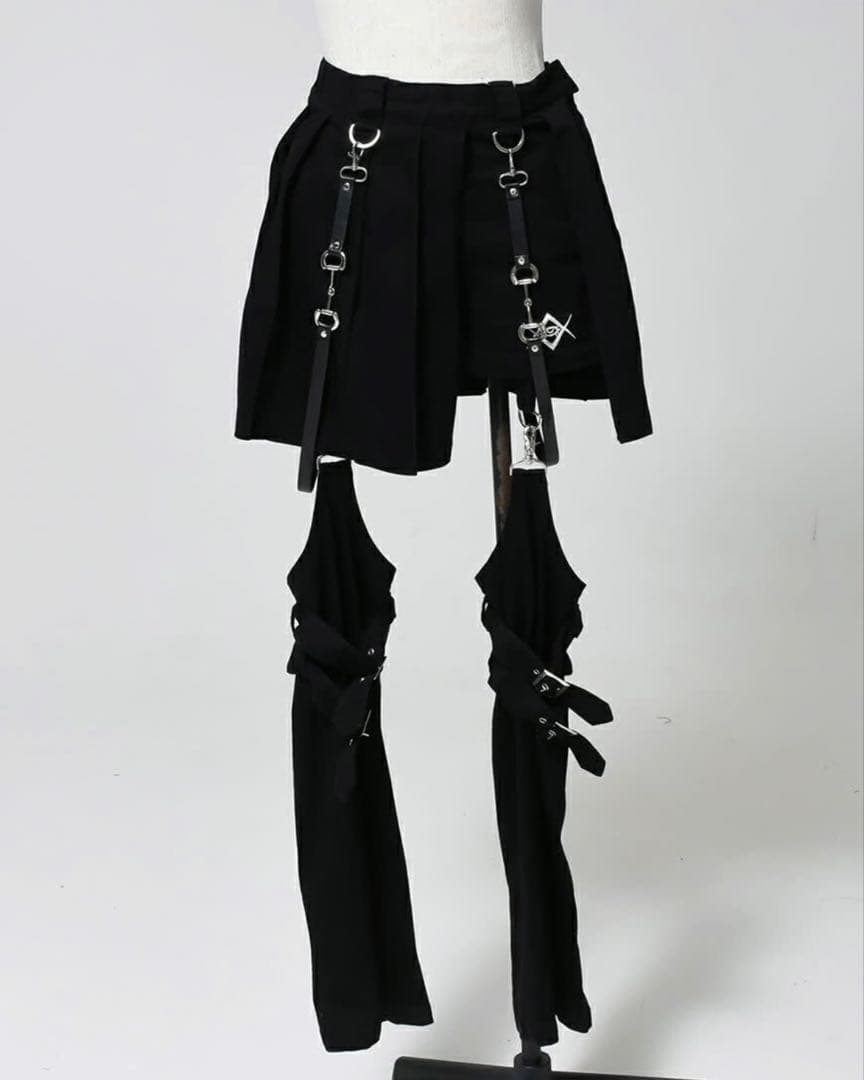 REFLEM 【レフレム】レッグカバー付きレイヤードデニムショートパンツ