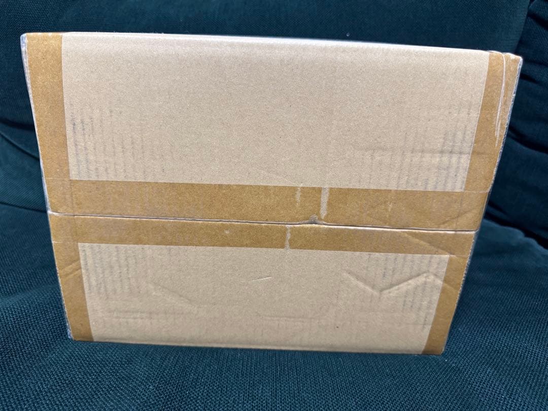 ワンピース　新たなる皇帝　新品未開封　1カートン