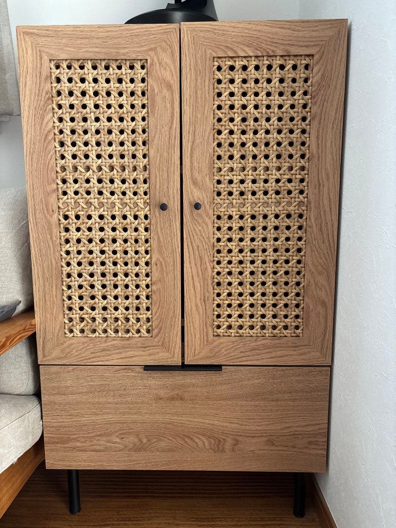 LOWYAラタン調ハイキャビネット