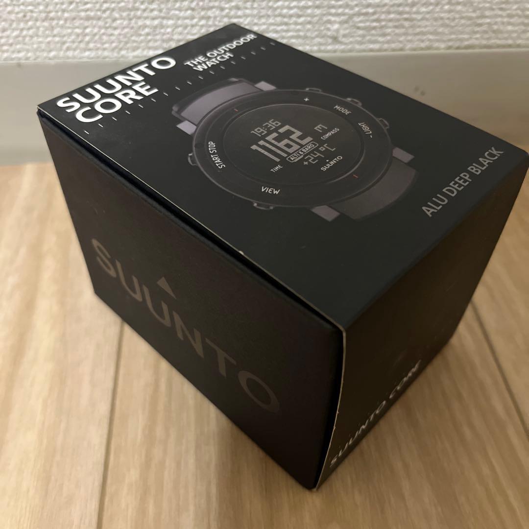 SUUNTO CORE ALU DEEP BLACK デジタル腕時計　クオーツ