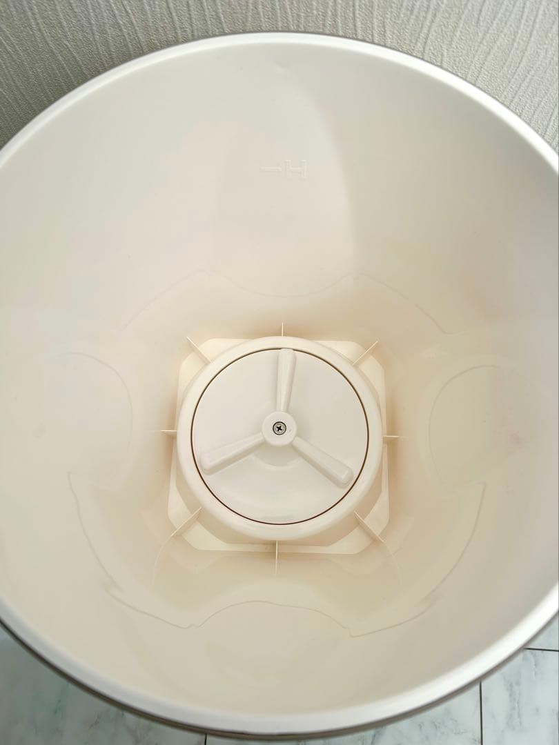 【ほぼ新品WASHBOY ウォッシュボーイ TOM-12f バケツ型洗濯機 抗菌