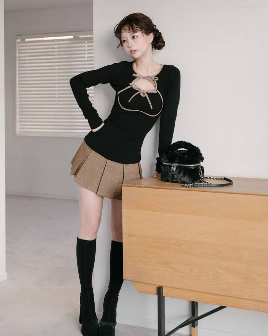 新品 ポイントチェックニットミニワンピース ダーリッチ BLK