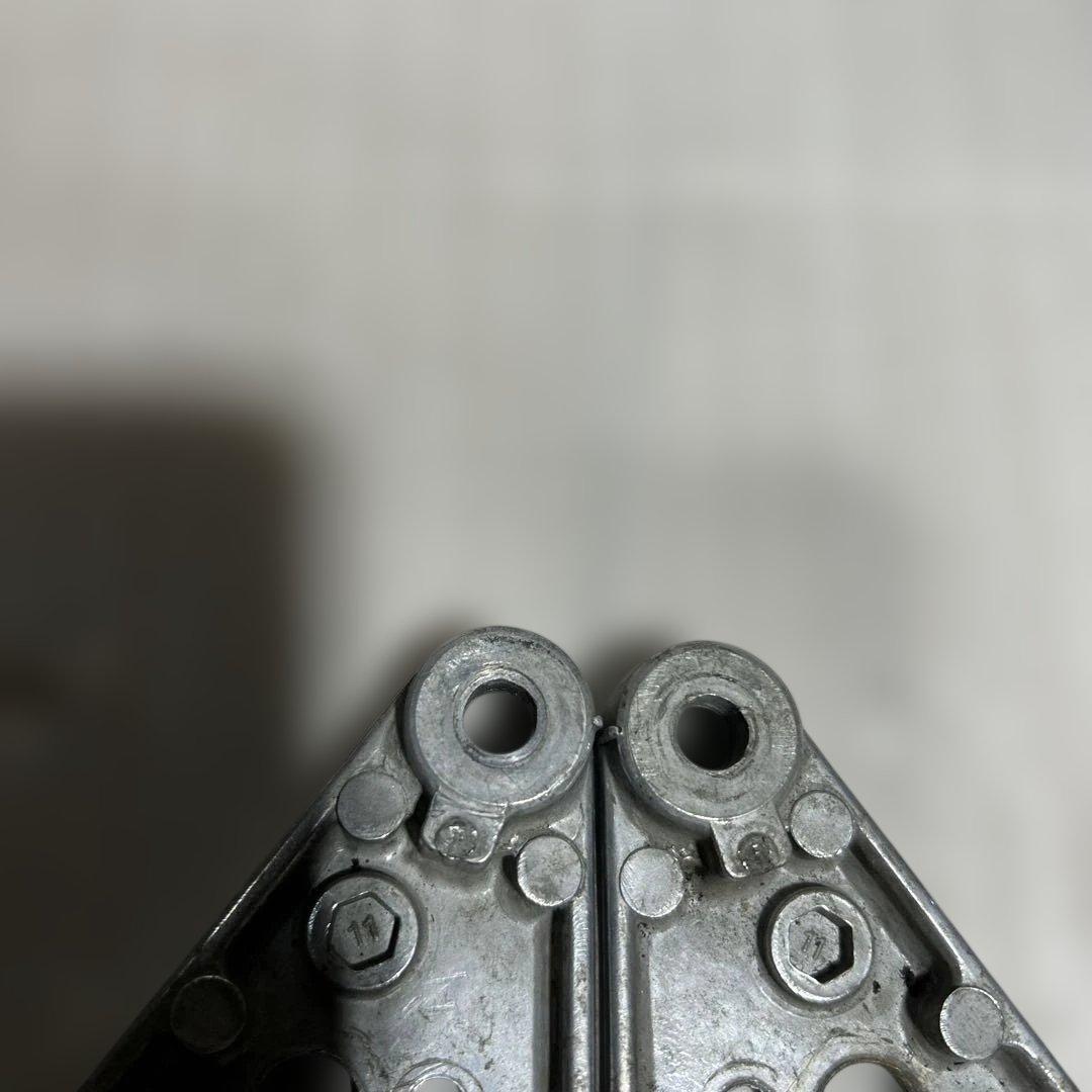 CBR400F ウインカーステー　チョボ削れ有