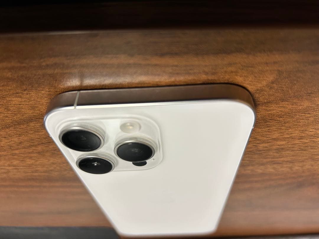 【ジャンク品】iPhone16ProMax 256GB ホワイトチタニウム