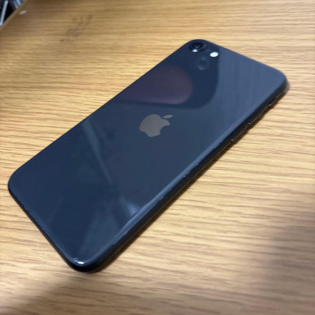 iPhone SE 第2世代 64GB ブラック
