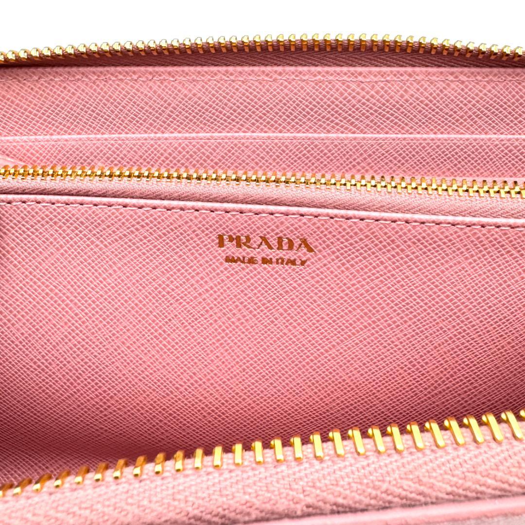 プラダ PRADA ピンク サフィアーノレザー ラウンドジップ長財布